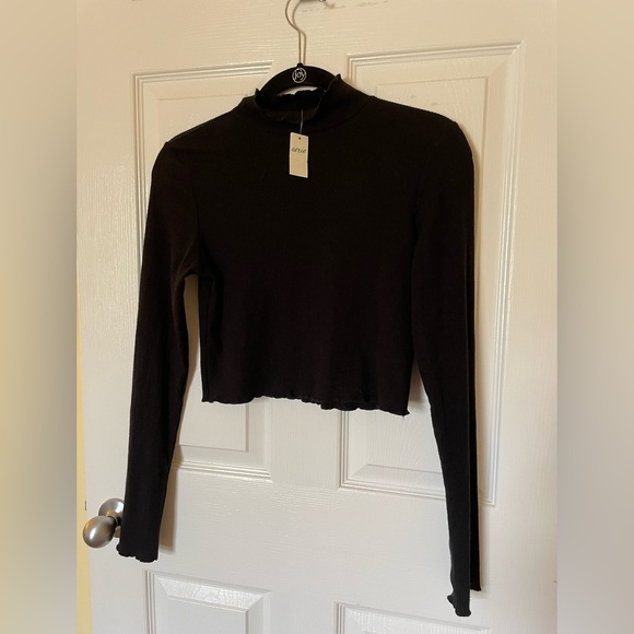 Aerie Cropped Mock Neck Top - Picture 4 of 10